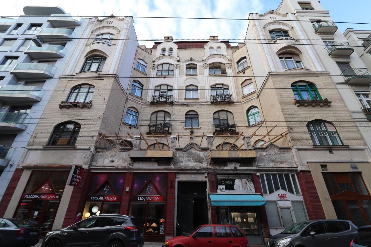 New Guest House A In Kiraly Street 106 Budapest Bagian luar foto