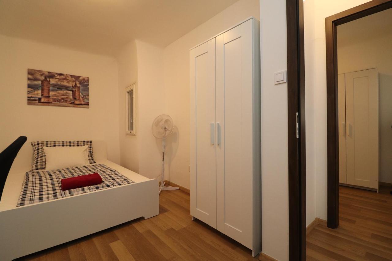 New Guest House A In Kiraly Street 106 Budapest Bagian luar foto