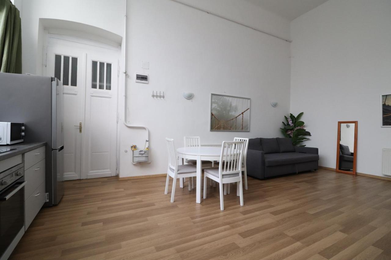 New Guest House A In Kiraly Street 106 Budapest Bagian luar foto